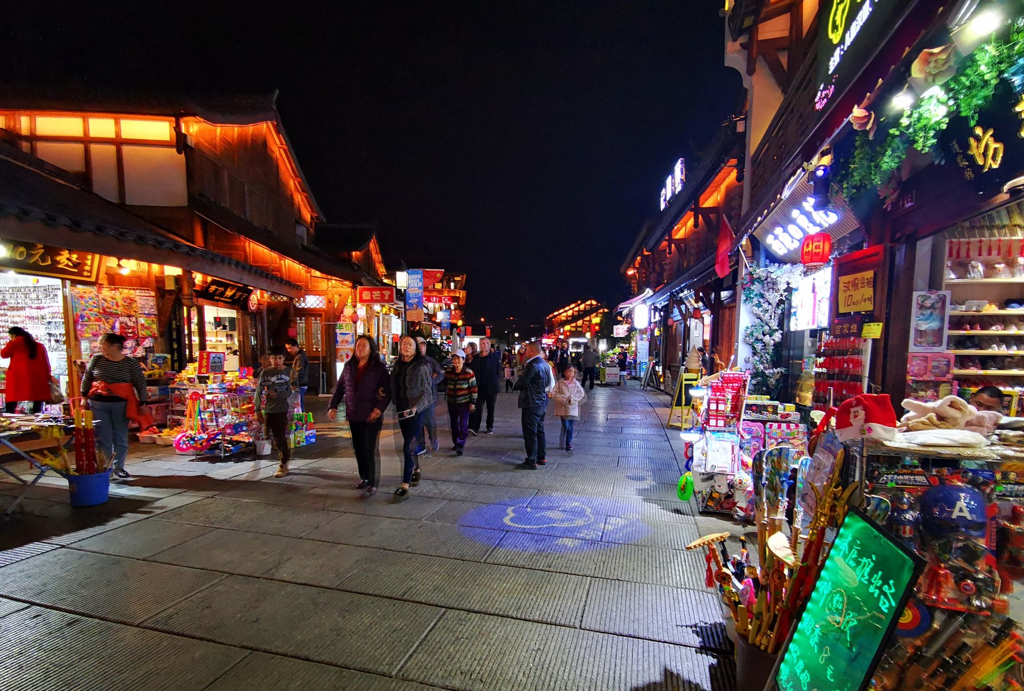 常德大小河街美丽迷人的夜色