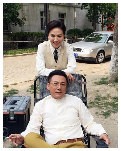 52岁田丽近照曝光颜值依然在线上了年纪之后气质更加迷人