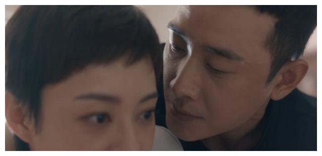 徐文昌被曲玲珑纠缠,房似锦开玩笑反被撩,两人之间的荷尔蒙飙升