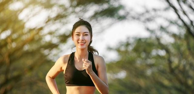 坚持跑步,你会收获什么好处?怎么跑才能高效又燃脂?休闲区蓝鸢梦想 - Www.slyday.coM 坚持跑步,你会收获什么好处?怎么跑才能高效又燃脂?休闲区蓝鸢梦想 - Www.slyday.coM