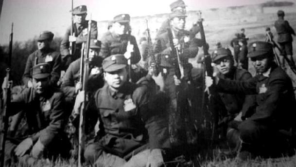 国军这个兵团司令和卢汉是亲戚，却坚决不起义，成为滇军唯一战犯|云南|卢汉|滇军_新浪新闻