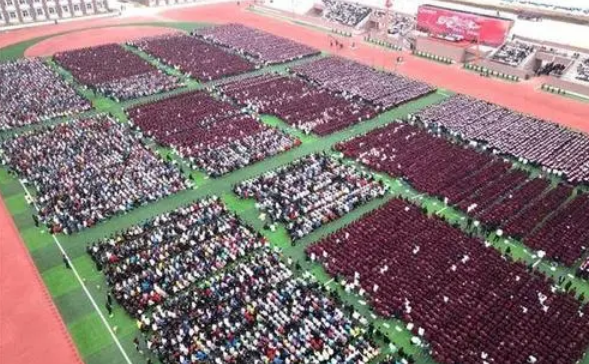 衡水桃城中学因违规被禁招生一年 学校损失9亿 当地初中布局乱了休闲区蓝鸢梦想 - Www.slyday.coM