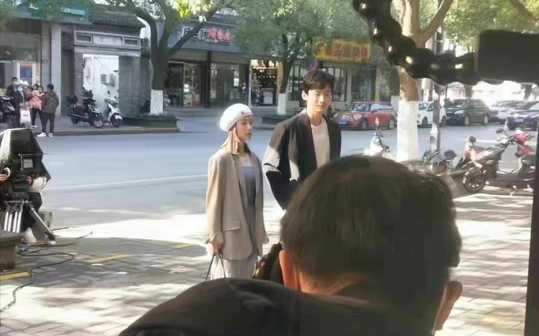 吴永恩探班王子文低调陪伴女友二人甜蜜如初