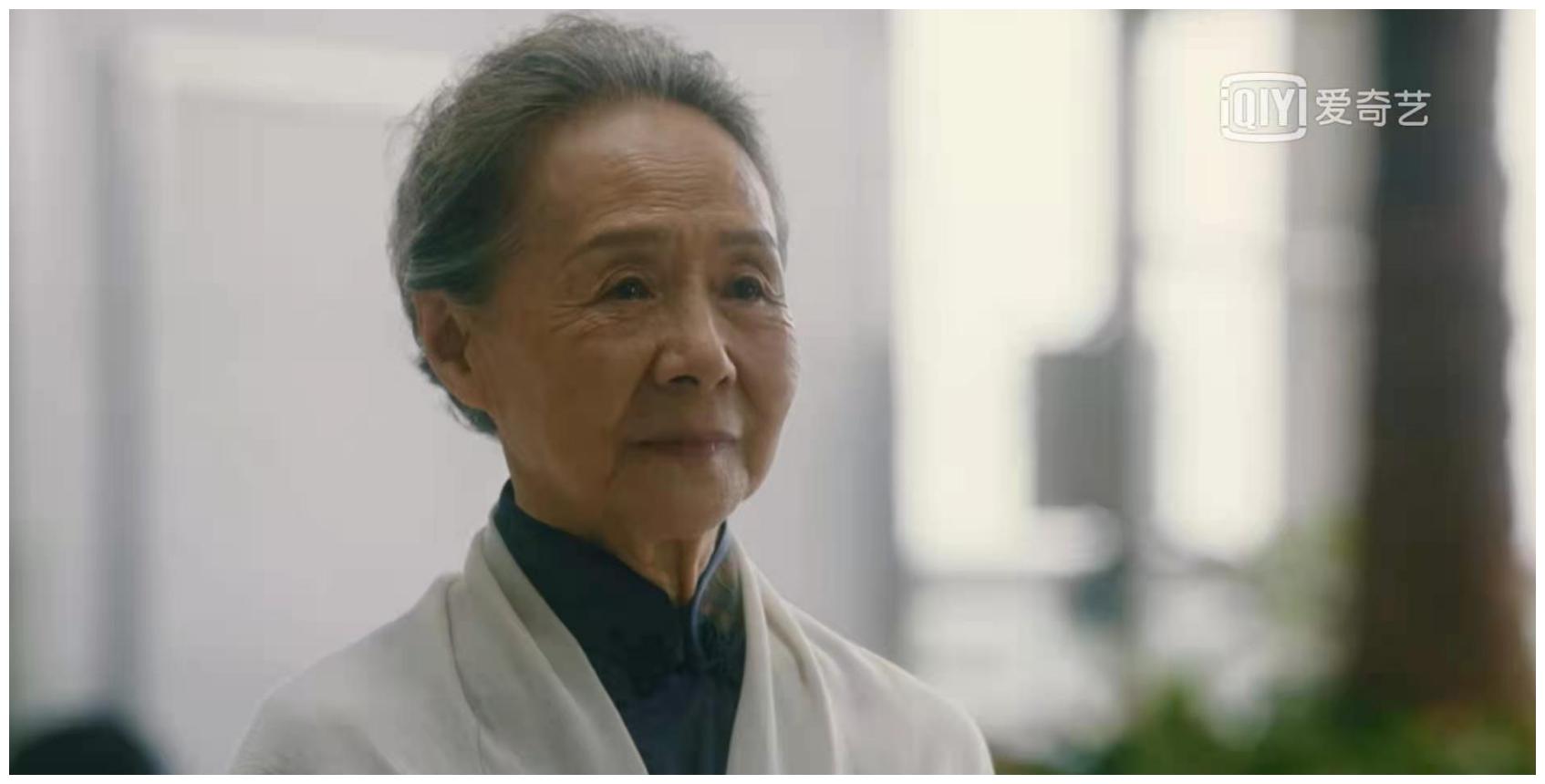 《流金岁月》一生体面的蒋奶奶,她的坚强让人心疼