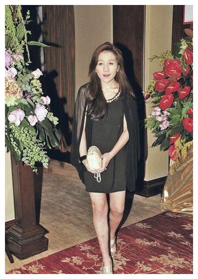 赌王女儿何超盈瘦身成功后复工,肥胖原因成谜,背后不止因为怀孕