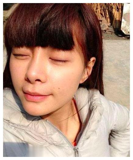 乘风破浪的姐姐二公被淘汰的四女星旧照阿朵是现实版芳华