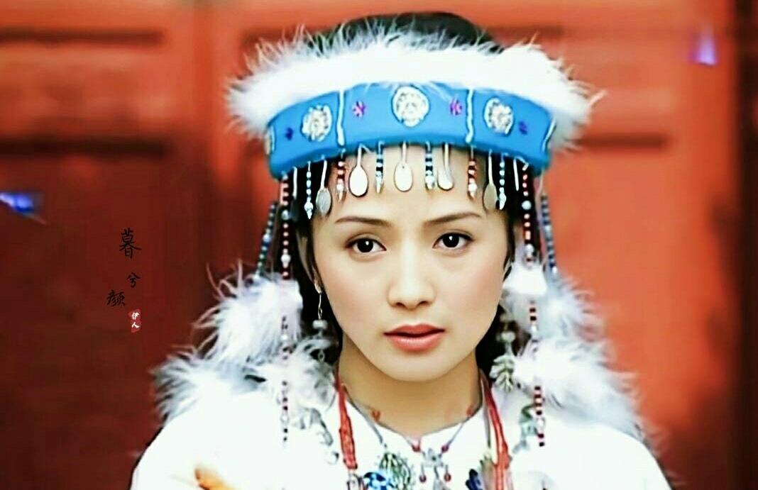 伶俐娇艳的金锁,以及永远活在观众记忆里,犹如天山雪莲般美丽的含香