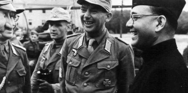 1945年，<a href=