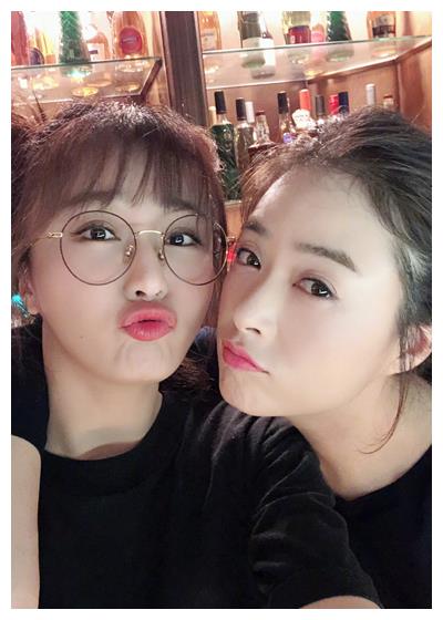 她是那英的徒弟,也是蒋欣闺蜜,30岁转行拍戏,却意外走红了?