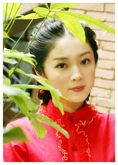 她出道两年就是女一号,赵丽颖演过她的丫环,8年无戏可拍太唏嘘|张笛