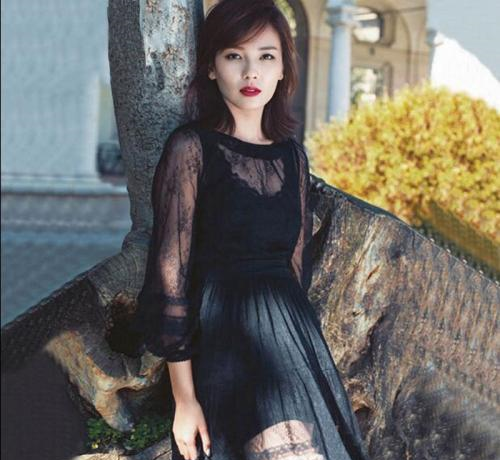 女人过了40岁要少穿打底裤,瞧刘涛这样穿,时髦优雅又显气质休闲区蓝鸢梦想 - Www.slyday.coM 女人过了40岁要少穿打底裤,瞧刘涛这样穿,时髦优雅又显气质休闲区蓝鸢梦想 - Www.slyday.coM