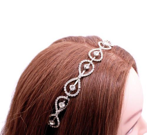 明朝时,女生的发型是什么样的?民间女子和贵妇其实差别很大休闲区蓝鸢梦想 - Www.slyday.coM 明朝时,女生的发型是什么样的?民间女子和贵妇其实差别很大休闲区蓝鸢梦想 - Www.slyday.coM