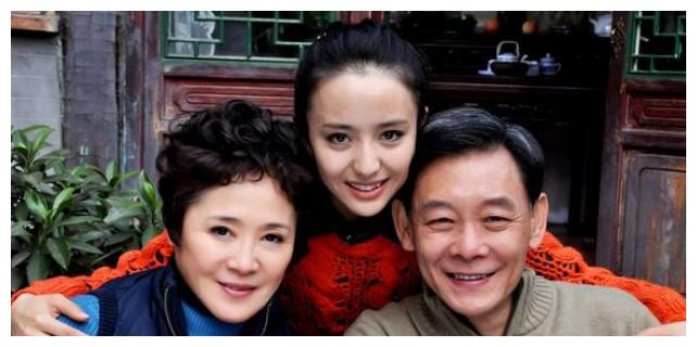 27岁就因为出演《高山下的花环》获得金鸡,百花双提名的女演员盖克