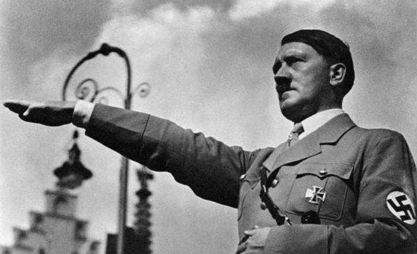 希特勒身边最特殊的一支部队,全部由青少年组成,最小的才11岁休闲区蓝鸢梦想 - Www.slyday.coM 希特勒身边最特殊的一支部队,全部由青少年组成,最小的才11岁休闲区蓝鸢梦想 - Www.slyday.coM