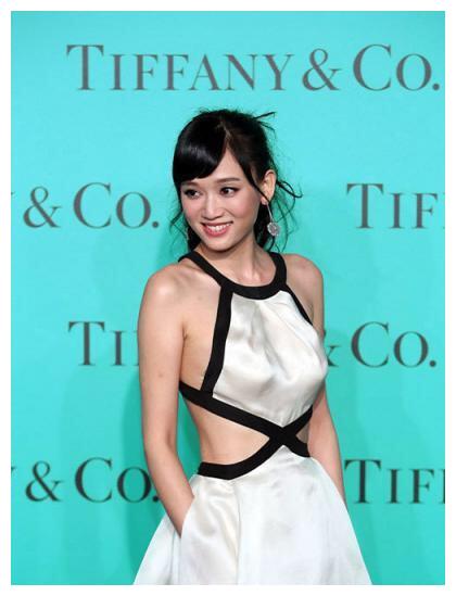 演员系列 第十七期 第三季 陈乔恩 肚脐装超美