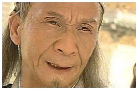 四版"青翼蝠王":苏有朋版经典,邓超版惊悚,最后一个跳戏了