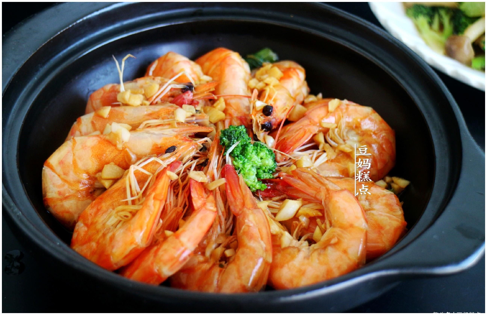 不用油不放盐,教你3分钟做蒜香虾,鲜嫩味美,低脂减肥_高清图集_新浪网