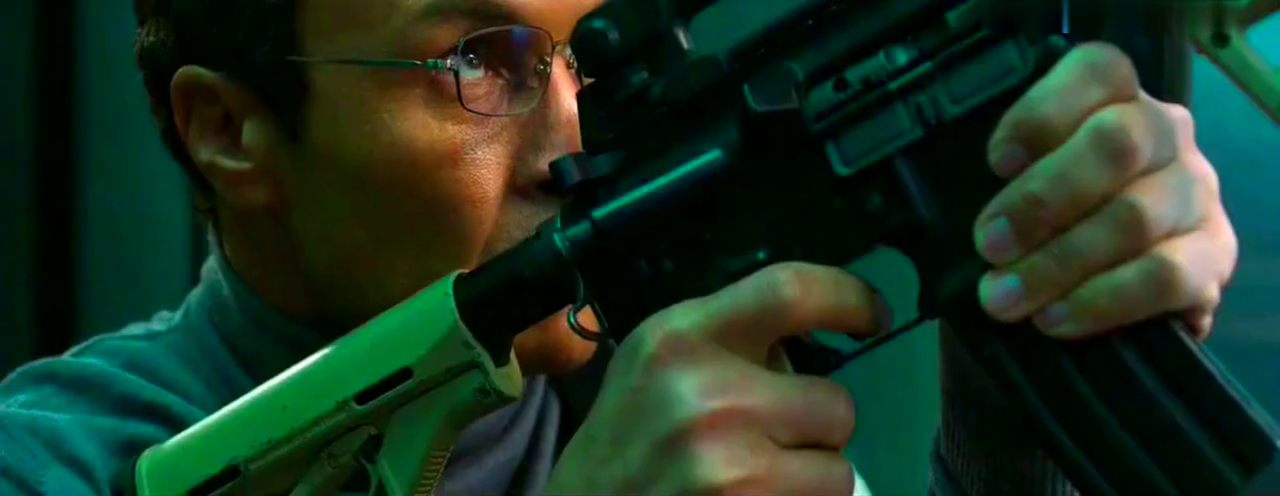 狂妄自大的雇佣兵,找顶级杀手单挑!脖子差点被捏断惨死!