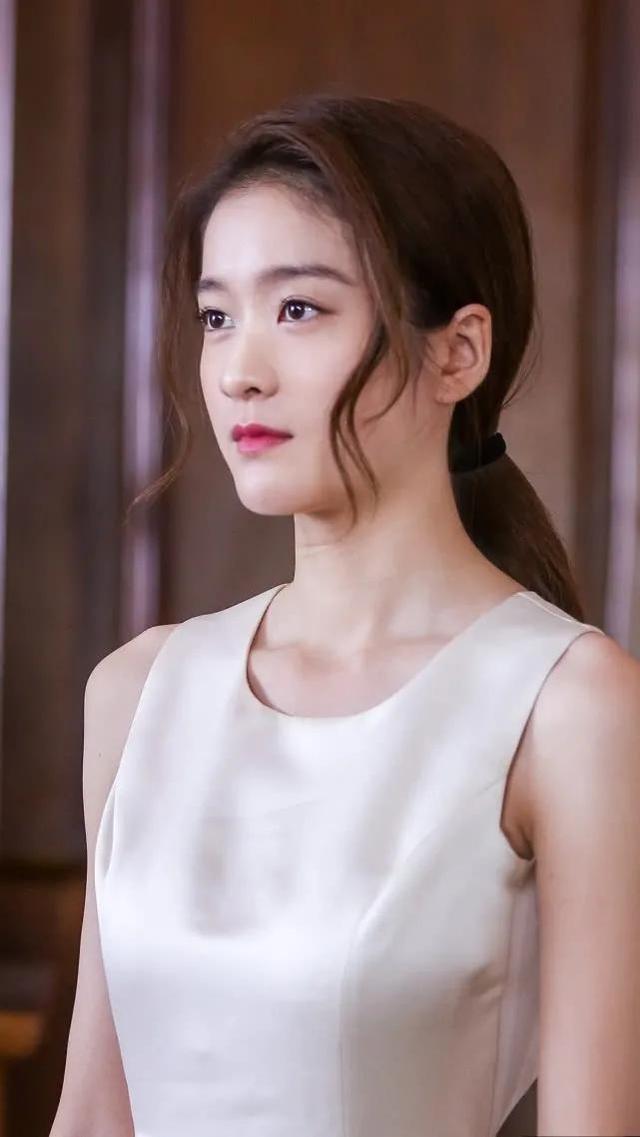 张雪迎--漂亮女人!__财经头条