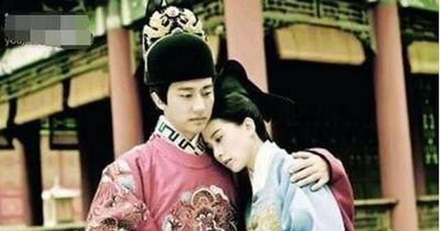 此人出生四个月被立为太子，九岁登上皇位，却做了八年的俘虏！休闲区蓝鸢梦想 - Www.slyday.coM