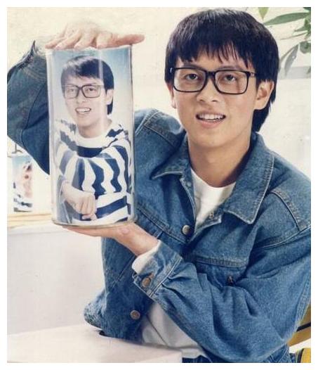 小时候的张雨生想要成为一个工程师,但是随着自己的长大,又