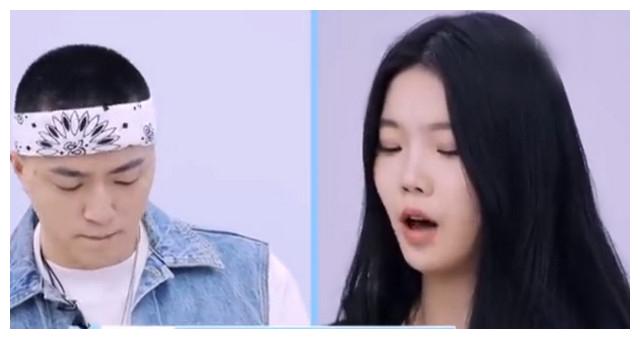 jonyj晒女儿满月正面照网友笑言爸爸为挣奶粉钱吃了很多苦