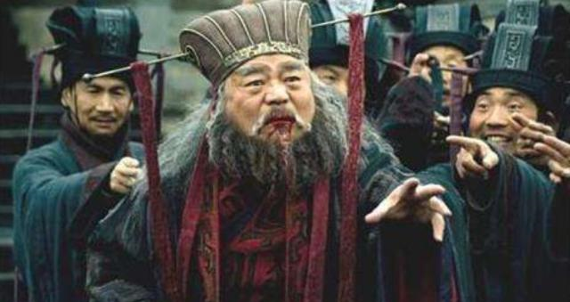 吕布并非董卓帐下第一战将 此人打败 江东猛虎 差点杀死曹操 董卓 徐荣 曹操 新浪新闻