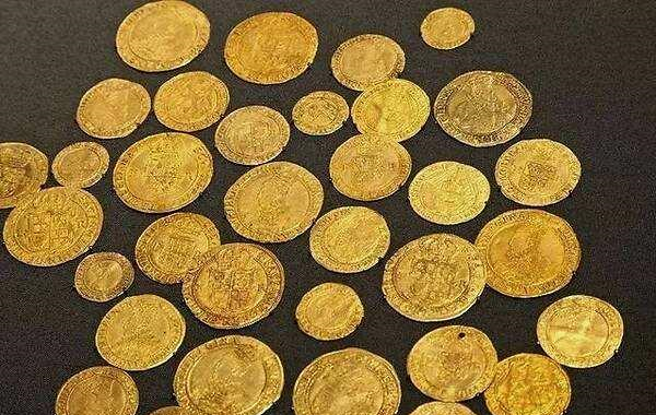 老外给中国捐献文物,估价超18个亿,只是为了父亲的一个承诺休闲区蓝鸢梦想 - Www.slyday.coM 老外给中国捐献文物,估价超18个亿,只是为了父亲的一个承诺休闲区蓝鸢梦想 - Www.slyday.coM