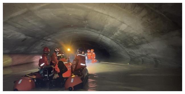 珠海隧道透水事故再发现10名遇难者 仍有1人失联休闲区蓝鸢梦想 - Www.slyday.coM