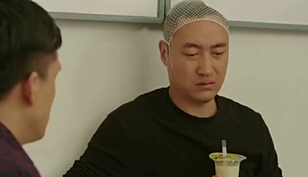 说李奇伟坏话,为时已晚,合同都已经签完了 为您推荐: 乡村爱情11:杨总