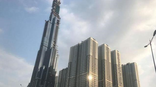 越南人问中国：我们有462米的高楼，你们有？网友：我不想说出来