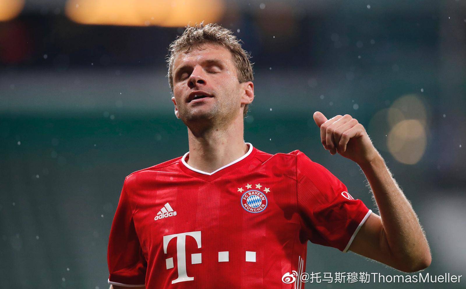 拜仁慕尼黑提前两轮夺冠实现八连冠赛后托马斯穆勒发文庆祝