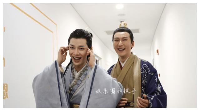 原来赵敬和蝎儿年轻时长这样粉丝瞬间理解蝎儿了