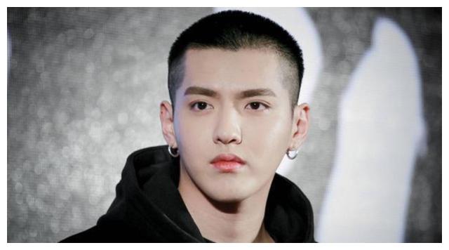 吴亦凡被刑拘后粉丝想“劫狱”，挑战法治须“除魔”休闲区蓝鸢梦想 - Www.slyday.coM