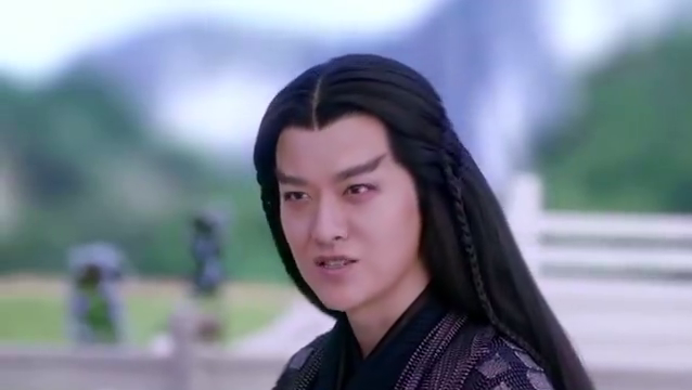 白蛇传说:妖帝救重伤的饕餮,想收他当手下,但饕餮根本不服妖帝