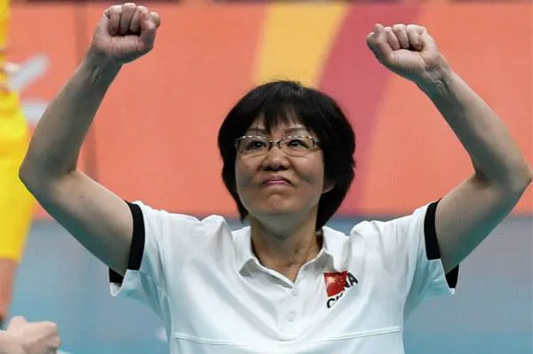 亚锦赛现场一幕令人唏嘘！郎平在场却未颁奖，朱婷境遇更是意难平