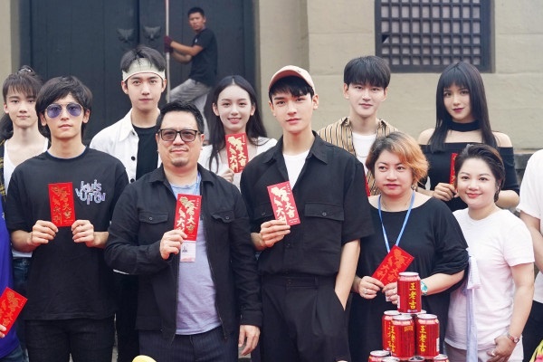 《山河令》热播,龚俊圈粉背后,本性比人物角色更重要_高清图集_新浪网