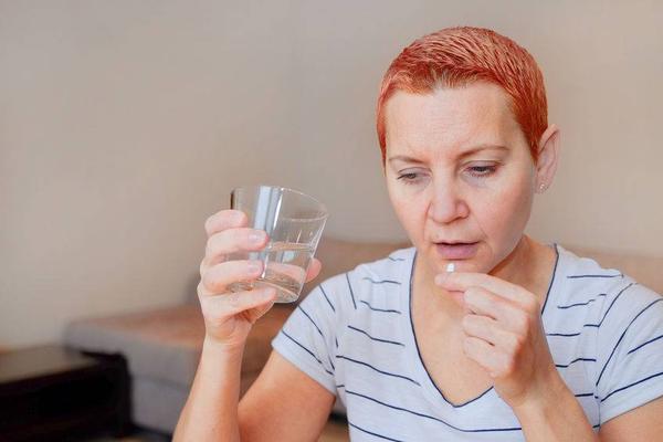 太瘦真的就健康吗?错!女性太瘦,反而会让这4类疾病找上你休闲区蓝鸢梦想 - Www.slyday.coM 太瘦真的就健康吗?错!女性太瘦,反而会让这4类疾病找上你休闲区蓝鸢梦想 - Www.slyday.coM