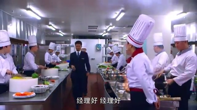 婚姻料理第28集 抠门追求者追求女厨师 蓝玫瑰掉色颇显狼狈 婚姻料理第28集 抠门追求者追求女厨师 蓝玫瑰掉色颇显狼狈