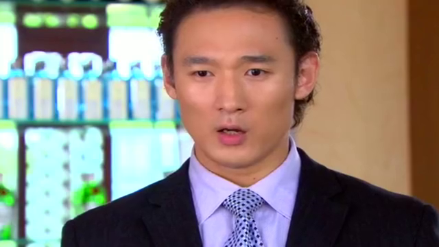 恋恋不忘:向峻成为吴桐辩护律师,以此对抗厉仲谋