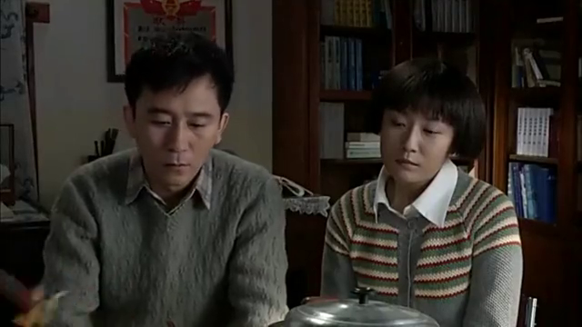 小麦进城:农村媳妇第一次在婆家上桌吃饭,饭量惊呆众人