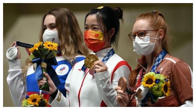 杨倩夺得首枚金牌,在东京奏出了第一首国际歌——义勇军进行曲休闲区蓝鸢梦想 - Www.slyday.coM 杨倩夺得首枚金牌,在东京奏出了第一首国际歌——义勇军进行曲休闲区蓝鸢梦想 - Www.slyday.coM