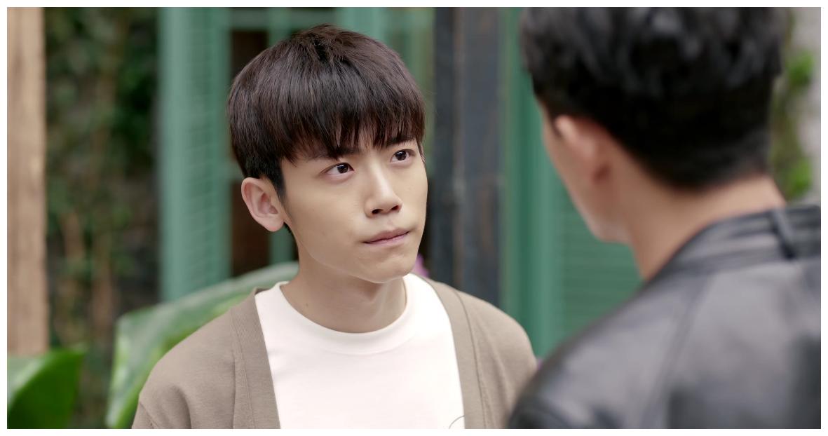 在季晓鸥眼里,阳光,上进的湛羽是未来的小提琴家