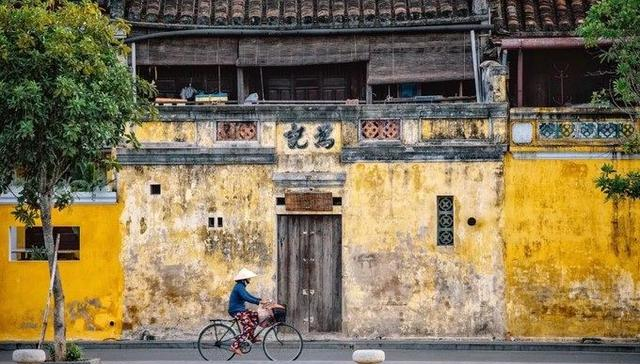越南有个古城，到处都是中国建筑和文字，被称为“越南丽江”