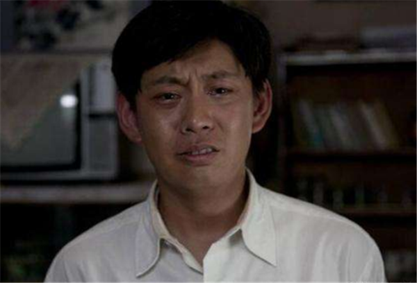 父母爱情他们是剧中少有的两个坏人现实中是亲父子