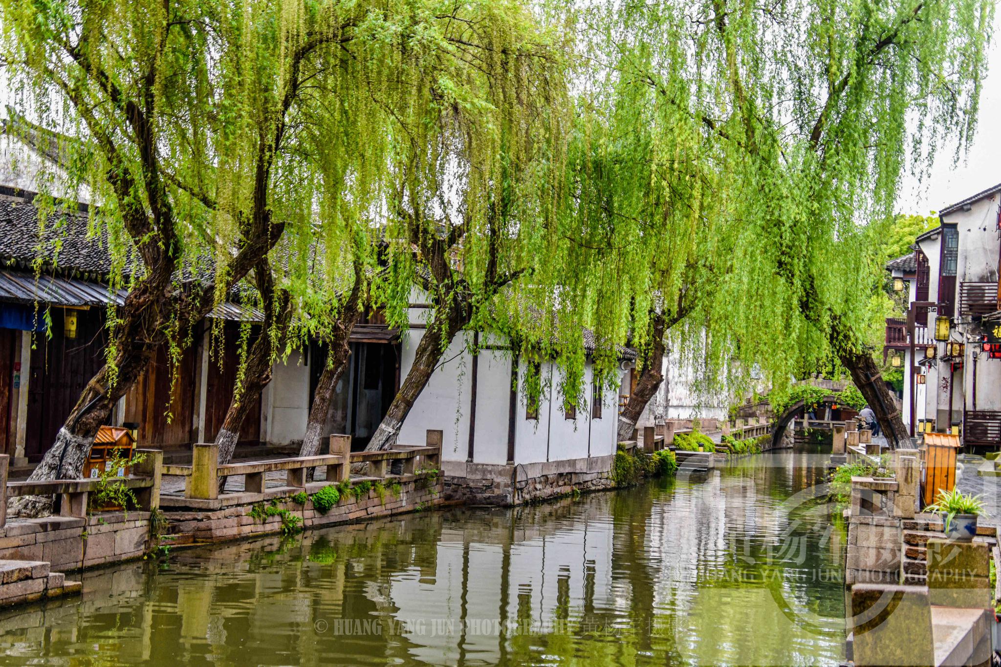 1 / 7 周庄古镇位于江苏省苏州昆山市,周庄的风景是古朴的每一处风景