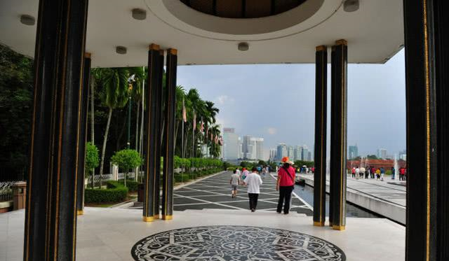 中国人口数_中国历年人口年度增长率