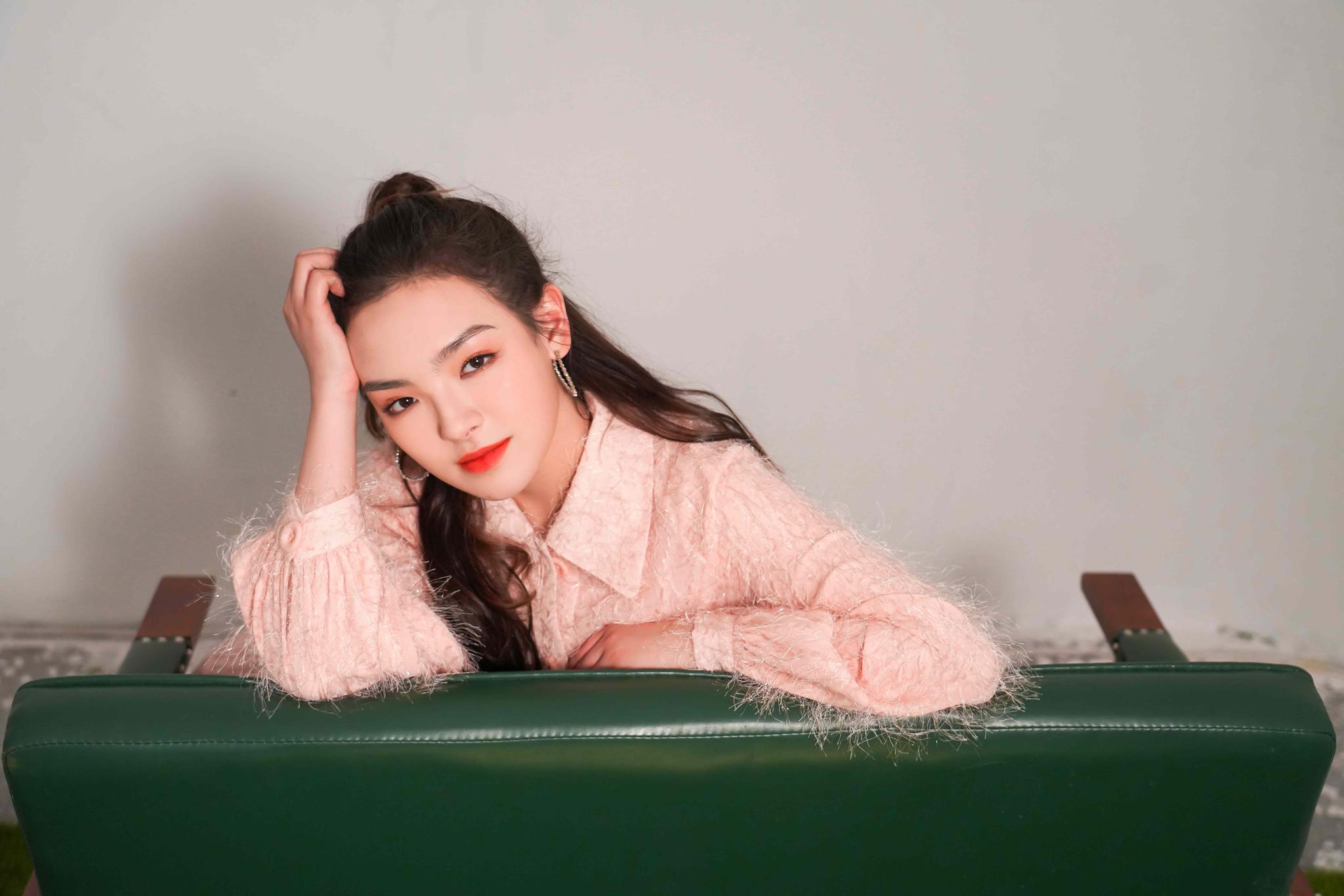 爱新觉罗·媚首张创作ep《mei》上线 优美旋律演绎青春故事