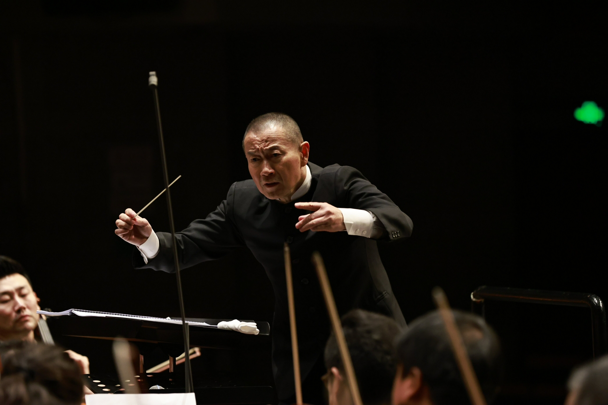 精彩瞬间回顾谭盾挥棒中国爱乐收官第二十四届北京国际音乐节