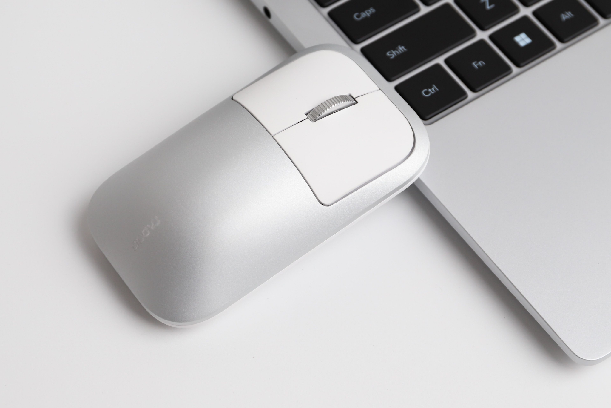 雷柏m700多模式无线鼠标图赏 潮流多彩新体验|雷柏|无线鼠标|简白